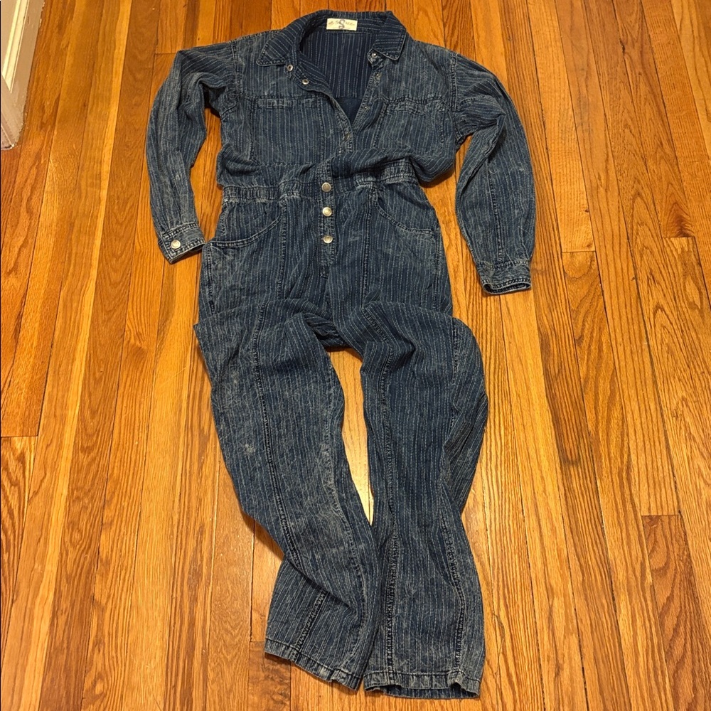 We The Free Ari Denim Jumpsuit Pinstripe Utility Snap Front Size Small - Picture 2 of 5